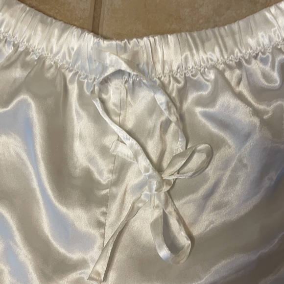 Bride white pyjamas set - never worn  - bridal set - Picture 5 of 8